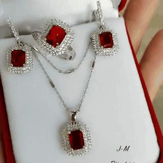 gif — Set Bijuterii „Rubin Regal” — Colier și Cercei