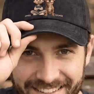 gif — Șapcă personalizată pentru tați de căței — desenul lui, numele lui și cățeii lui