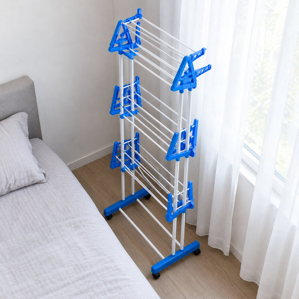 situation — Uscător Vertical de Rufe pe Roți – 3 Niveluri, Extensibil până la 64x170 cm, 14 Umerașe